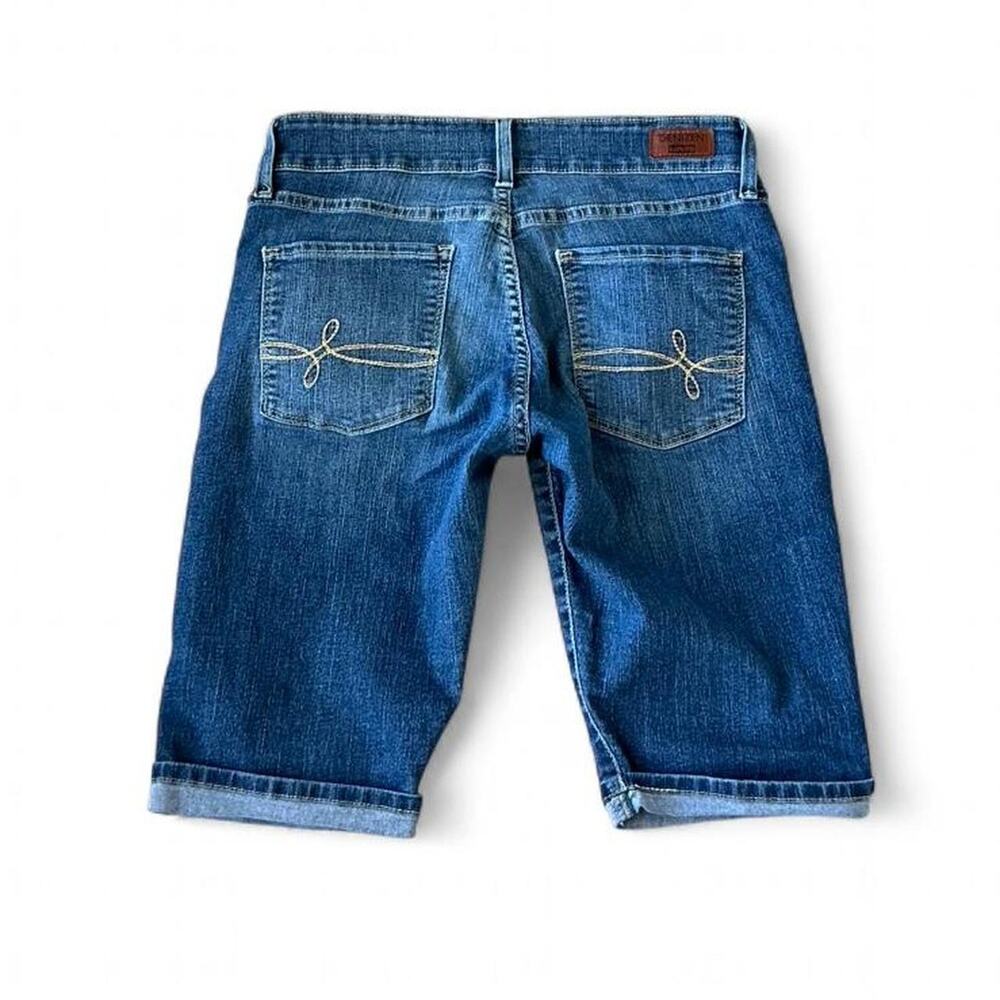 Vintage Levi’s Blue Denim Mid-Rise Skinny Capri Shorts – Size 12